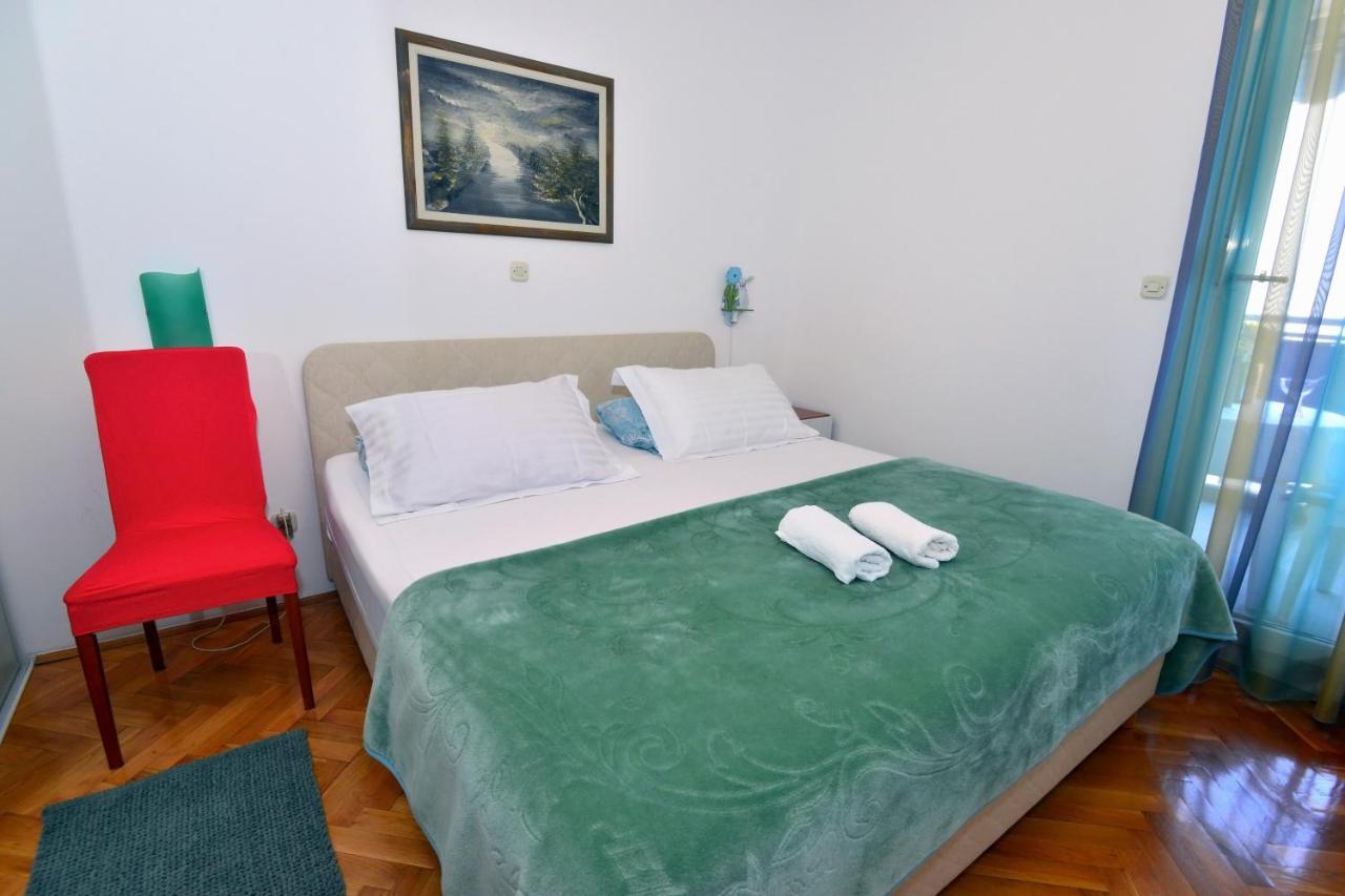 One Bedroom Apartment Terrace Parking สปลิท ภายนอก รูปภาพ