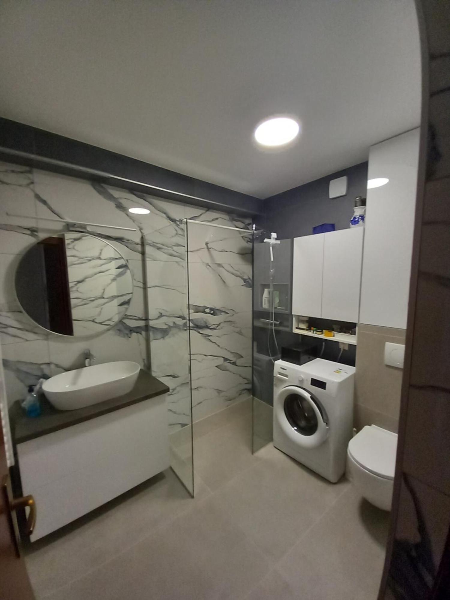 One Bedroom Apartment Terrace Parking สปลิท ภายนอก รูปภาพ